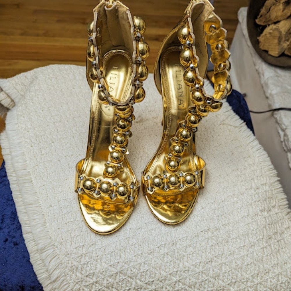 Golden girl- Liliana 4/5 " Goddess-size 7.5